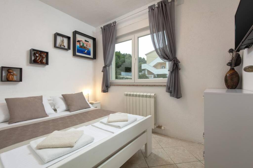 Villa Lipovac Trogir Luaran gambar